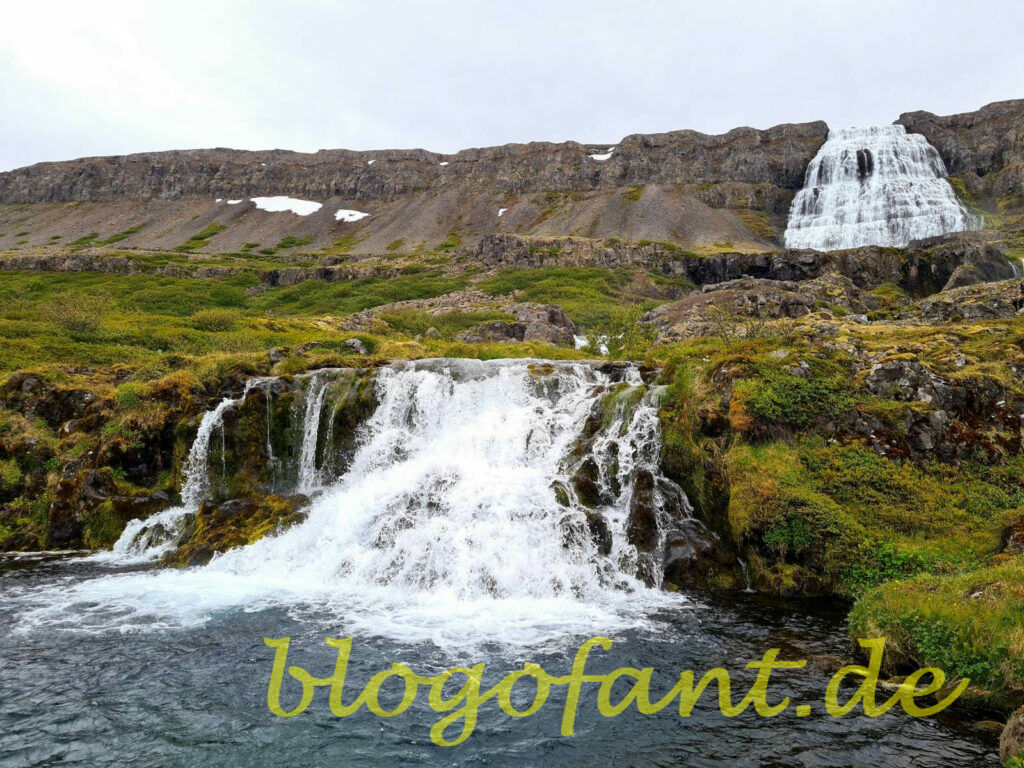 Dynjandi Waserfall in Isafjördur, Ísafjörður, Ísafjörður auf eigene Faust erkunden
